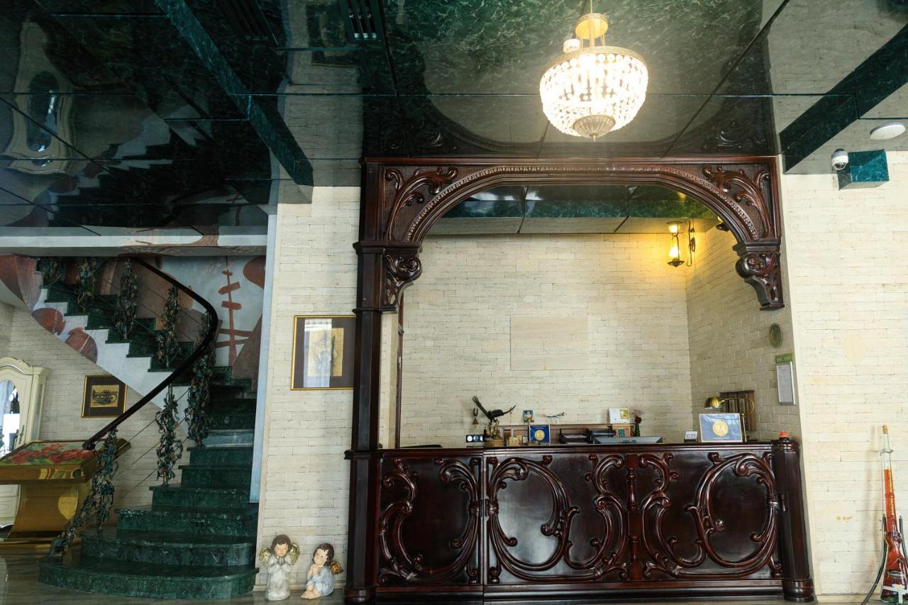 Hotel Wine Palace Tbilisi Esterno foto