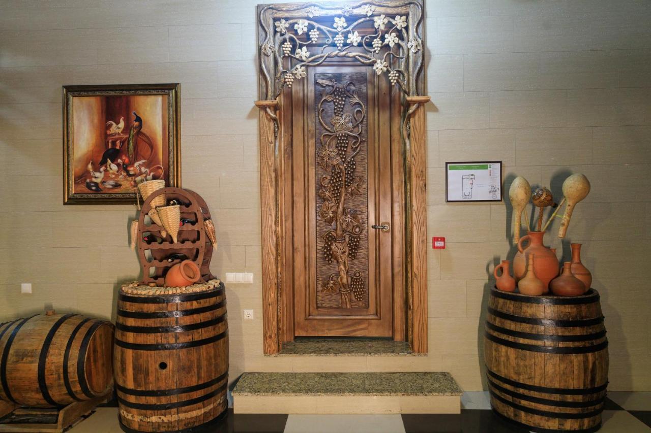 Hotel Wine Palace Tbilisi Esterno foto