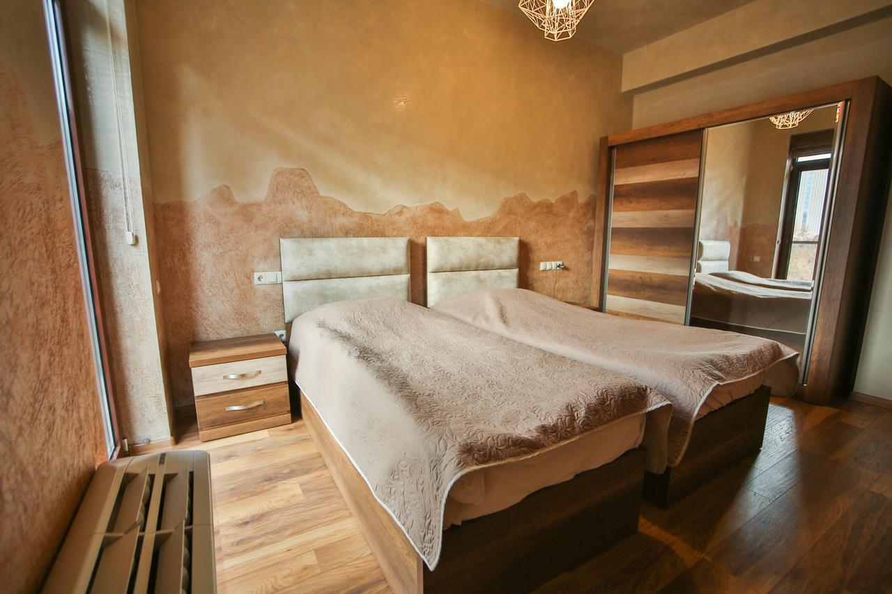 Hotel Wine Palace Tbilisi Esterno foto