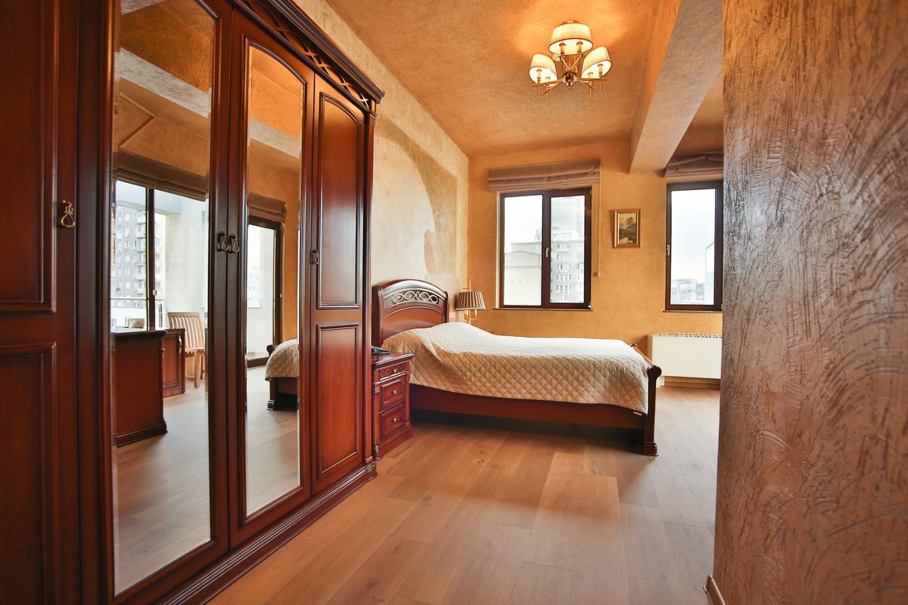 Hotel Wine Palace Tbilisi Esterno foto